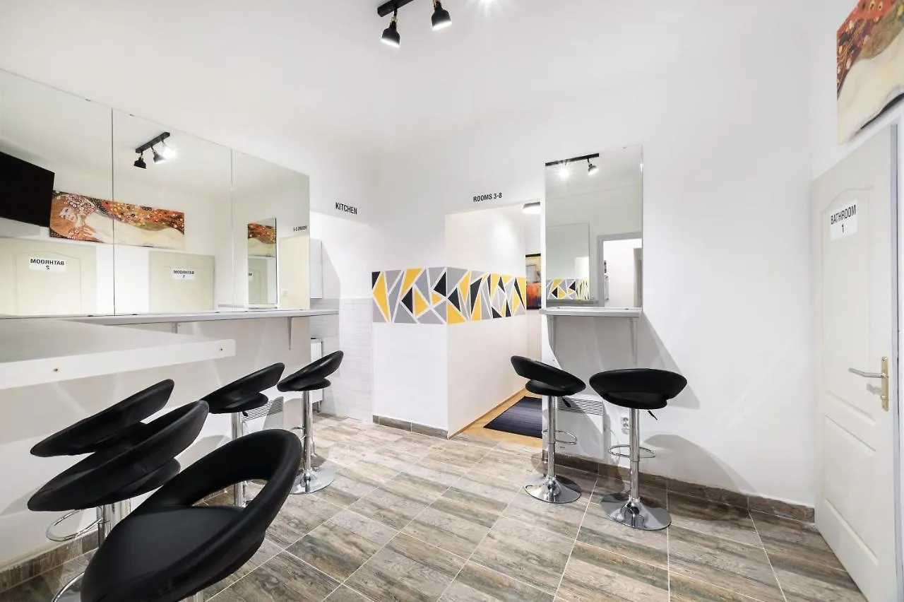 Buda Centre Homes By The Allee Shopping Mall Budapest 0*,  Hungary